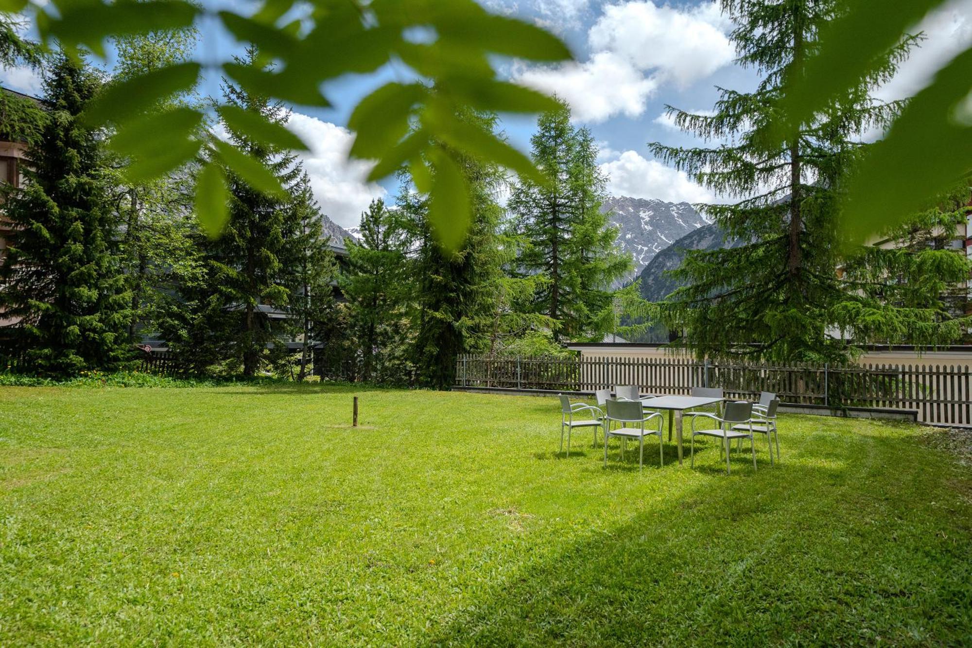 Haus Padrun 6 By Arosa Vacations Appartement Buitenkant foto